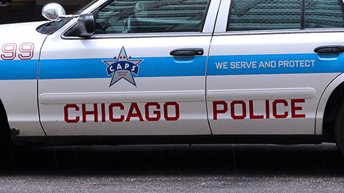 Ein Polizeiauto aus Chicago steht auf einer Straße