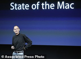 Apple-CEO Steve Jobs spricht bei einer Apple-Veranstaltung im Apple-Hauptquartier in Cupertino, Kalifornien.