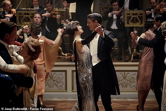 Michelle wird ihre Rolle als Lady Mary Talbot erneut übernehmen (im Bild beim Tanzen mit Ehemann Henry)