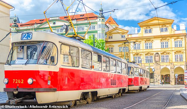 Beschleunigen Sie Ihre Erkundungstouren: Prags „schnelle“ Straßenbahnen aus den 1960er Jahren