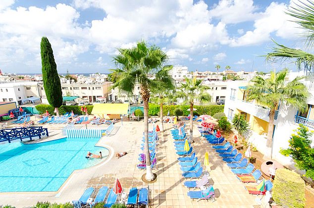 Ein Aufenthalt in den Kefalonitis Apartments in Paphos, Zypern, ist über easyJet Holidays für 747 £ erhältlich