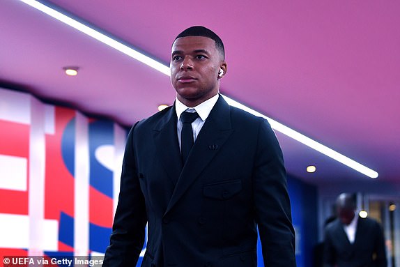 PARIS, FRANCE - MAY 07: Kylian Mbappe of Paris Saint-Germain arrives at the stadium prior to the UEFA Champions League semi-final second leg match between Paris Saint-Germain and Borussia Dortmund at Parc des Princes on May 07, 2024 in Paris, France. (Photo by Valerio Pennicino - UEFA/UEFA via Getty Images)
