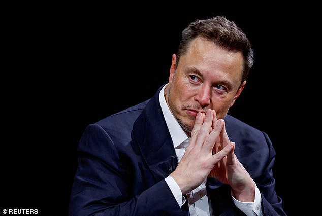 Elon Musk behauptet, dass Tesla weiterhin in der Lage sein wird, Supercharger-Stationen zu liefern, sagte aber, dass dies nur in einem langsameren Tempo erfolgen werde