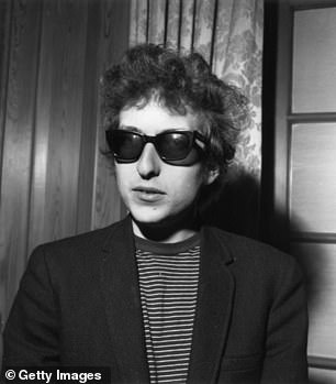 Dylan hier 1965 in London in ähnlichen Farbtönen