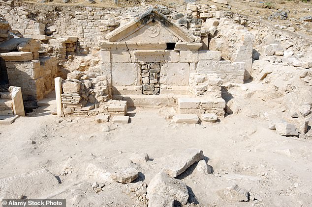 Philippus war einer der zwölf Apostel Jesu. Der italienische Archäologe Francesco D'Andria glaubt, sein Grab 2011 in der Türkei entdeckt zu haben.