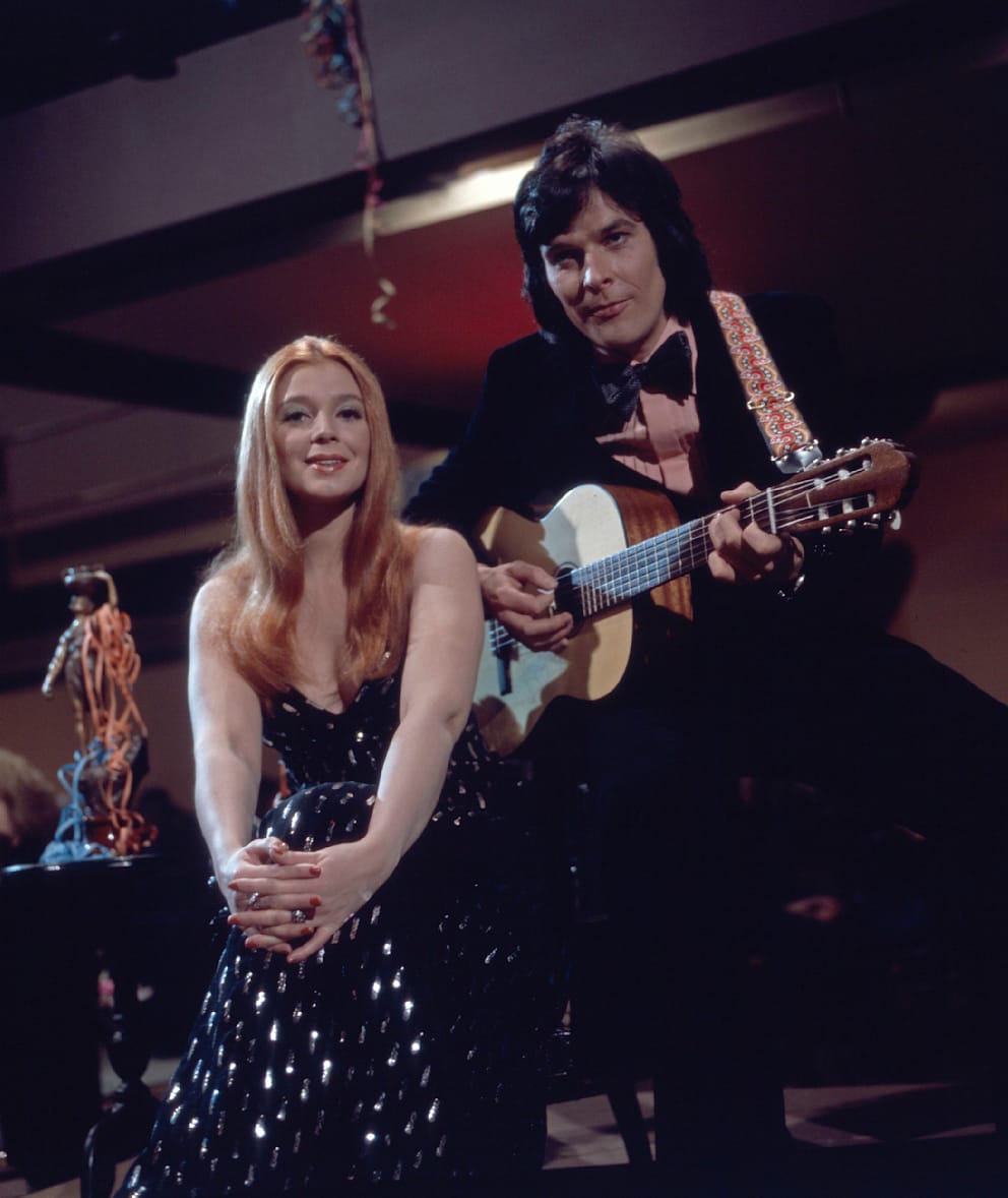Cindy und Bert (†66) traten 1974 gegen ABBA beim ESC an. Cindy zu BILD: „Man musste sich einfach mit ihnen freuen. Die vier sind ganz tolle Menschen, die der Erfolg überhaupt nicht verändert hat“