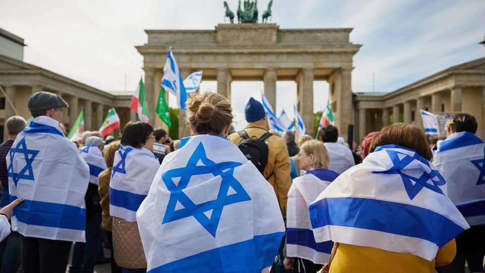 Demonstrators in Berlin after Iran's attack on Israel