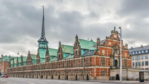 The historic Copenhagen Stock Exchange © picture alliance Photo: Boris Breytman