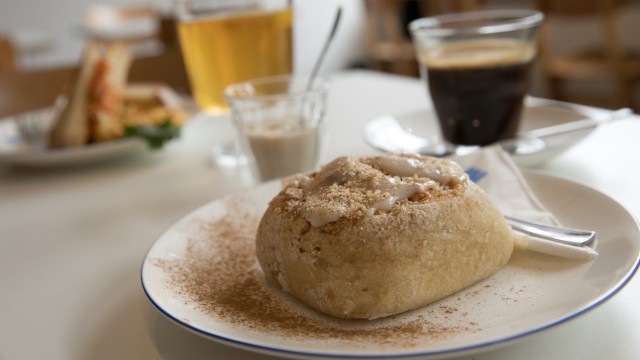 The Metta: You can also get cinnamon rolls at Metta.