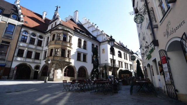 Derblecken with Django Asül: The location of the event: the famous Hofbräuhaus am Platzl, in the middle of Munich.