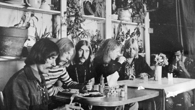 Rock Music: This undated photo shows Allman Brothers Band members Dickey Betts (lr), Duane Allman, Berry Oakley, Butch Trucks, Gregg Allman and Jai Johanny 'Jaimoe" Johanson eating in the restaurant.