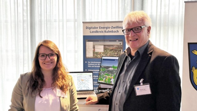 Digitalization: Julia Maisel and Michael Beck presented the Kulmbach district's digital twin for energy planning on Thursday.