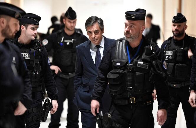 Former Prime Minister François Fillon, during his first instance trial for fictitious jobs, in Paris, February 27, 2020.