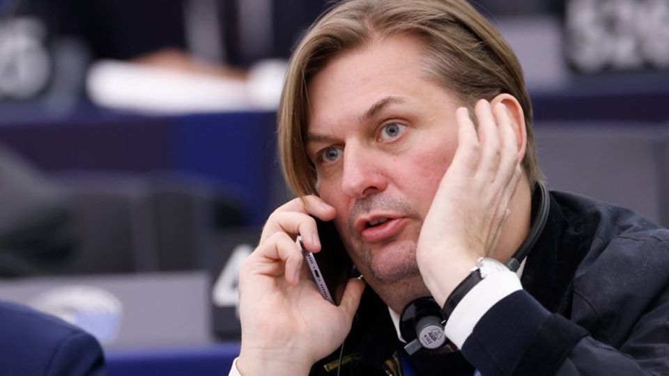 Maximilian Krah is the AfD's leading candidate for the European elections.  Photo: Jean-Francois Badias/AP/dpa