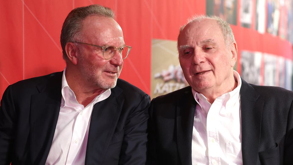 Karl-Heinz Rummenigge and Uli Hoeneß from the supervisory board of FC Bayern Munich
